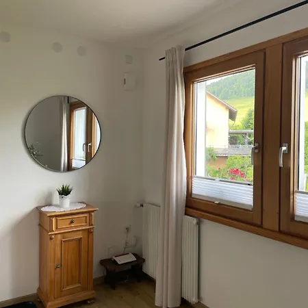 Haus Sutter Апартаменты